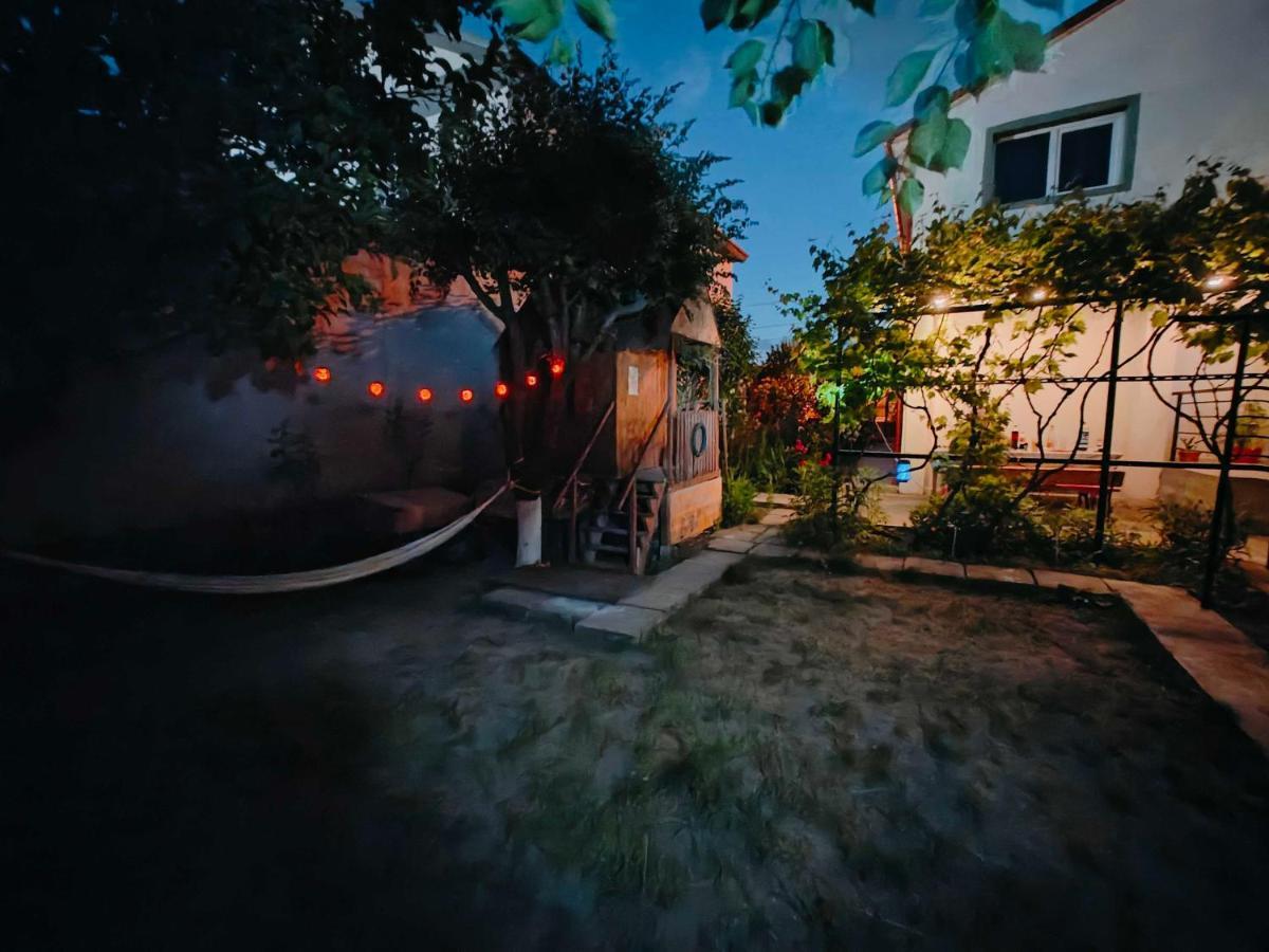 Muzicii 11 - Cozy Seaside Apartments Нэводари Экстерьер фото